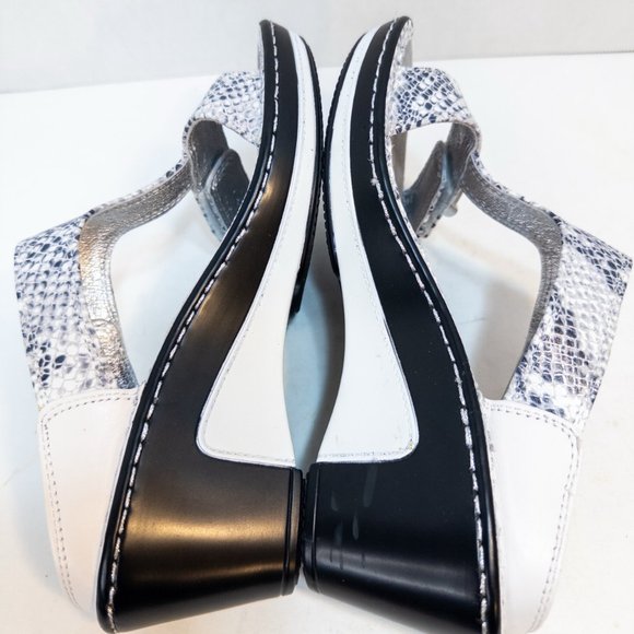 Alegria Womens Size 35 (US 5.5) Sandal Lara Posh Wedge Silver White Snake Print - Picture 8 of 8